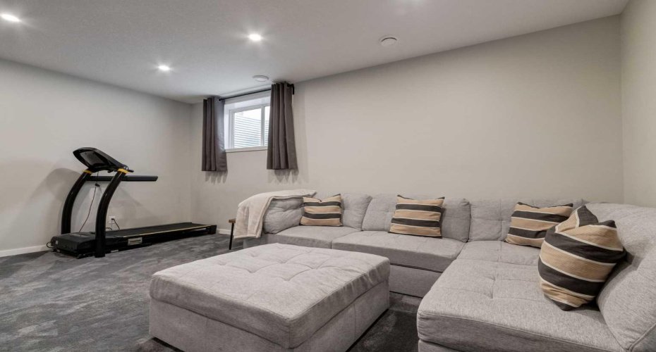 577 Masters Road, Calgary, Alberta T3M 2W3, 4 Bedrooms Bedrooms, ,4 BathroomsBathrooms,Residential,For Sale,Masters,A2278769