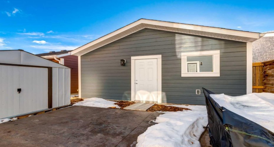 577 Masters Road, Calgary, Alberta T3M 2W3, 4 Bedrooms Bedrooms, ,4 BathroomsBathrooms,Residential,For Sale,Masters,A2278769