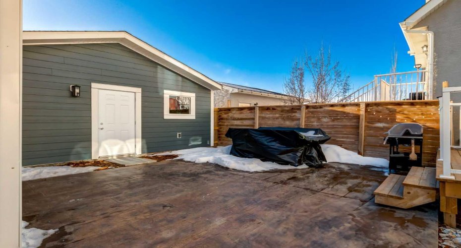 577 Masters Road, Calgary, Alberta T3M 2W3, 4 Bedrooms Bedrooms, ,4 BathroomsBathrooms,Residential,For Sale,Masters,A2278769