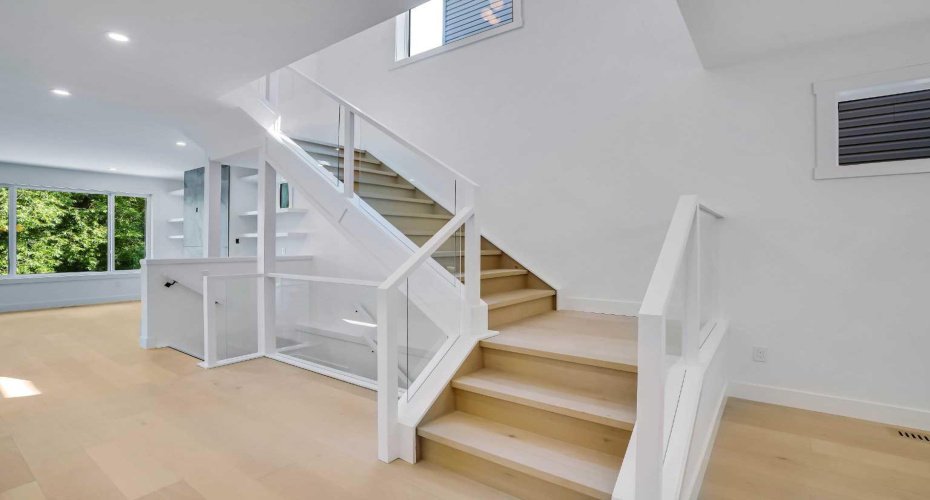 602 25 Avenue, Calgary, Alberta T2E 1Y5, 4 Bedrooms Bedrooms, ,4 BathroomsBathrooms,Residential,For Sale,25,A2279514