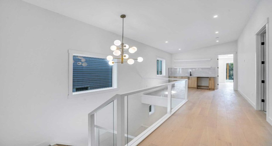 602 25 Avenue, Calgary, Alberta T2E 1Y5, 4 Bedrooms Bedrooms, ,4 BathroomsBathrooms,Residential,For Sale,25,A2279514