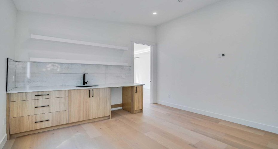 602 25 Avenue, Calgary, Alberta T2E 1Y5, 4 Bedrooms Bedrooms, ,4 BathroomsBathrooms,Residential,For Sale,25,A2279514