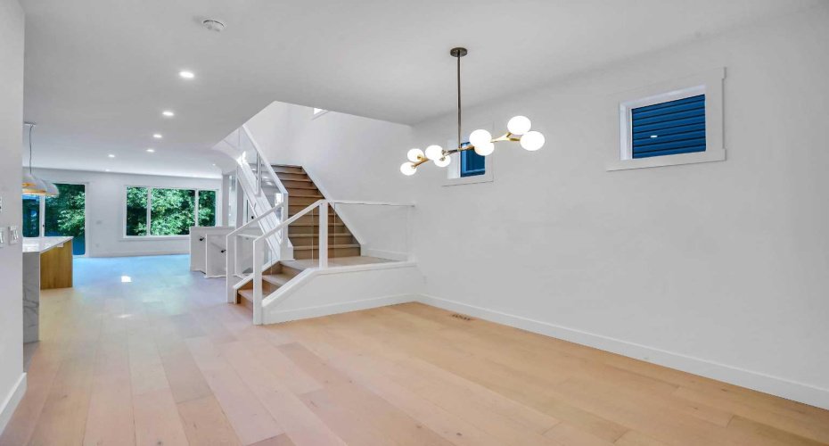 602 25 Avenue, Calgary, Alberta T2E 1Y5, 4 Bedrooms Bedrooms, ,4 BathroomsBathrooms,Residential,For Sale,25,A2279514