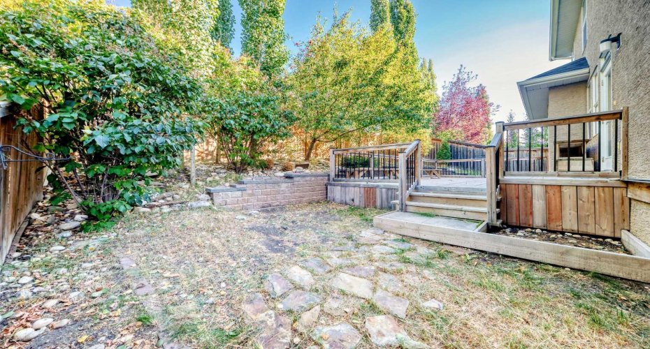 173 Aspenshire Drive, Calgary, Alberta T3H 0P5, 4 Bedrooms Bedrooms, ,4 BathroomsBathrooms,Residential,For Sale,Aspenshire,A2279977