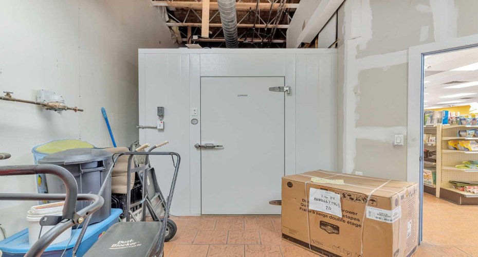 Calgary, Alberta, ,Commercial,For Sale,A2280081