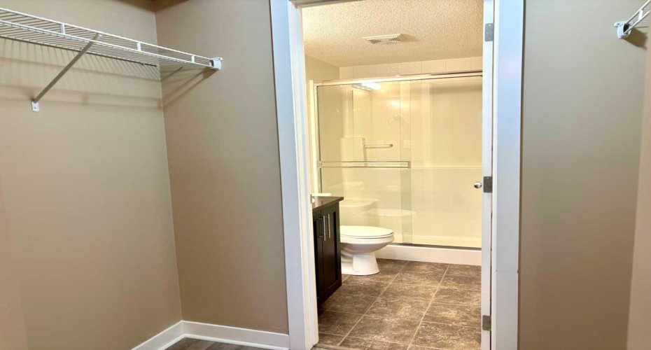 81 Legacy Boulevard, Calgary, Alberta T2X 2B9, 3 Bedrooms Bedrooms, ,2 BathroomsBathrooms,Residential,For Sale,Legacy,A2275721