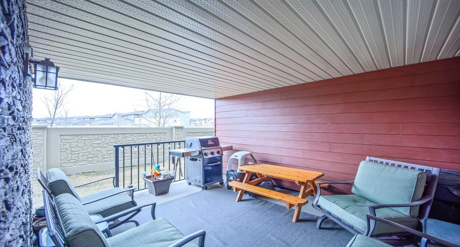 81 Legacy Boulevard, Calgary, Alberta T2X 2B9, 3 Bedrooms Bedrooms, ,2 BathroomsBathrooms,Residential,For Sale,Legacy,A2275721