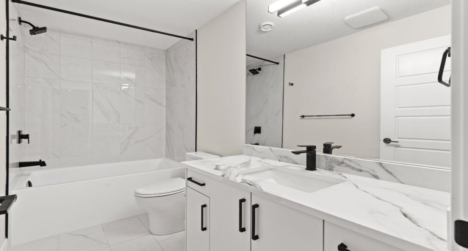 2528 7 Avenue, Calgary, Alberta T2N 1A4, 4 Bedrooms Bedrooms, ,4 BathroomsBathrooms,Residential,For Sale,7,A2280046