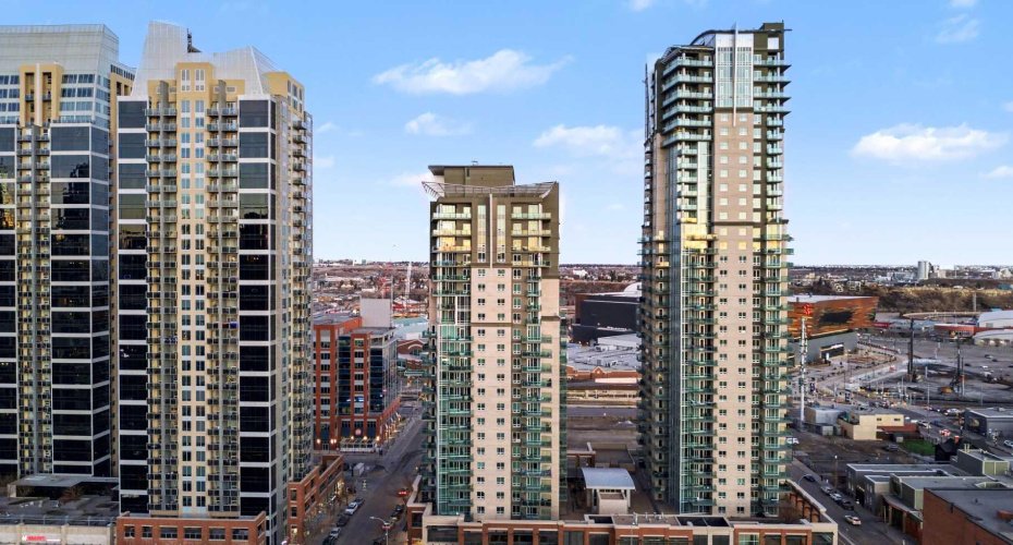 1410 1 Street, Calgary, Alberta T2G 5T5, 2 Bedrooms Bedrooms, ,2 BathroomsBathrooms,Residential,For Sale,1,A2280125