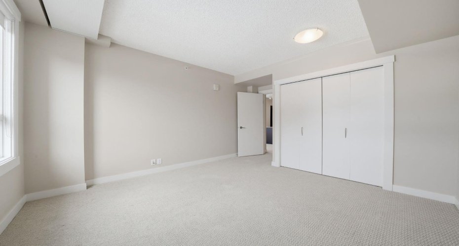 8710 Horton Road, Calgary, Alberta T2V 0P7, 2 Bedrooms Bedrooms, ,2 BathroomsBathrooms,Residential,For Sale,Horton,A2274115