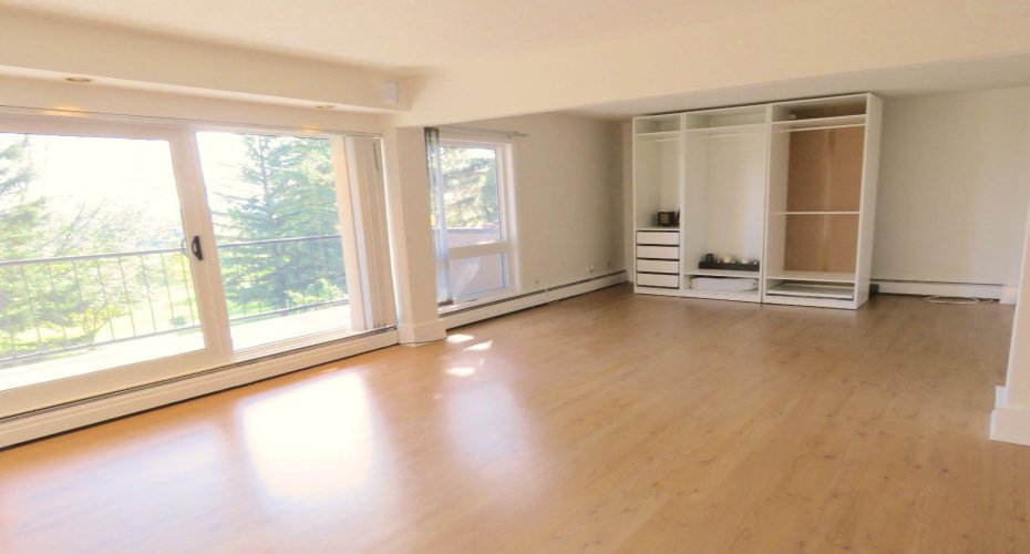 328 Cedar Crescent, Calgary, Alberta T3C 2Y8, 1 Bedroom Bedrooms, 0 ,1 BathroomBathrooms,Residential,For Sale,Cedar,0,A2280165
