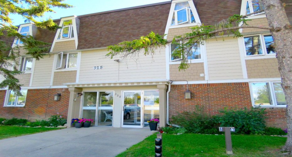 328 Cedar Crescent, Calgary, Alberta T3C 2Y8, 1 Bedroom Bedrooms, 0 ,1 BathroomBathrooms,Residential,For Sale,Cedar,0,A2280165