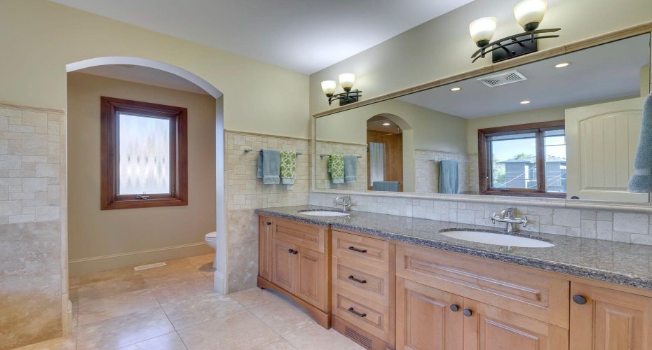2609 7 Avenue, Calgary, Alberta T2N 1A6, 5 Bedroom Bedrooms, 0 ,4 BathroomBathrooms,Residential,For Sale,7,0,A2277761