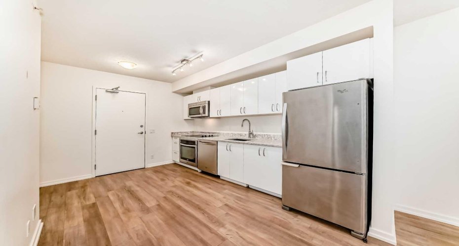 450 8 Avenue, Calgary, Alberta T2G 1T2, 2 Bedrooms Bedrooms, ,1 BathroomBathrooms,Residential,For Sale,8,A2280415