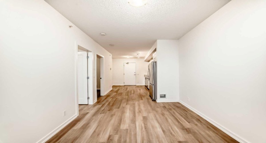 450 8 Avenue, Calgary, Alberta T2G 1T2, 2 Bedrooms Bedrooms, ,1 BathroomBathrooms,Residential,For Sale,8,A2280415