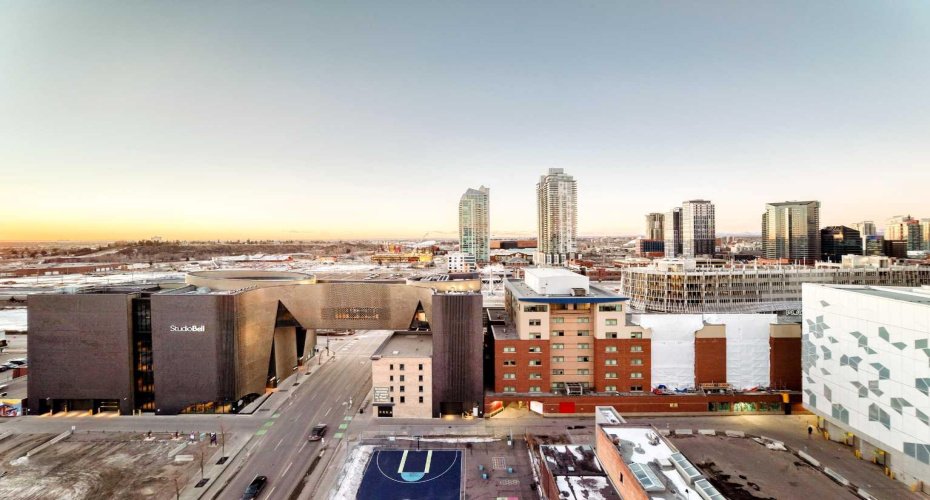 450 8 Avenue, Calgary, Alberta T2G 1T2, 2 Bedrooms Bedrooms, ,1 BathroomBathrooms,Residential,For Sale,8,A2280415