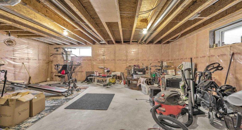 132 Saddletree Close, Calgary, Alberta T3J 5J1, 3 Bedrooms Bedrooms, ,3 BathroomsBathrooms,Residential,For Sale,Saddletree,A2278465