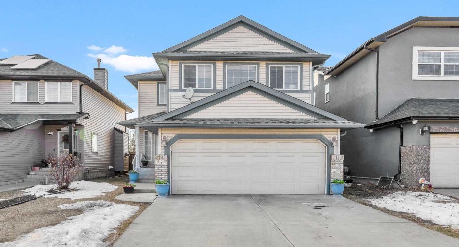 132 Saddletree Close, Calgary, Alberta T3J 5J1, 3 Bedrooms Bedrooms, ,3 BathroomsBathrooms,Residential,For Sale,Saddletree,A2278465