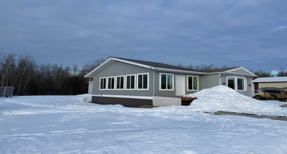 83477 Fairgrounds Road, Rural Northern Sunrise County, Alberta T8S 1S2, 3 Bedrooms Bedrooms, ,3 BathroomsBathrooms,Residential,For Sale,Fairgrounds,A2279835