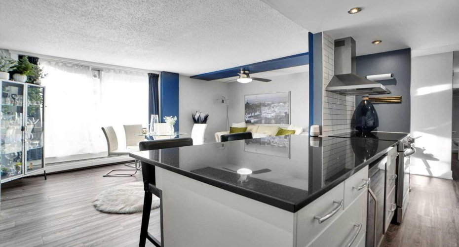 1111 15 Avenue, Calgary, Alberta t2r0s8, 2 Bedrooms Bedrooms, ,1 BathroomBathrooms,Residential,For Sale,15,A2280082