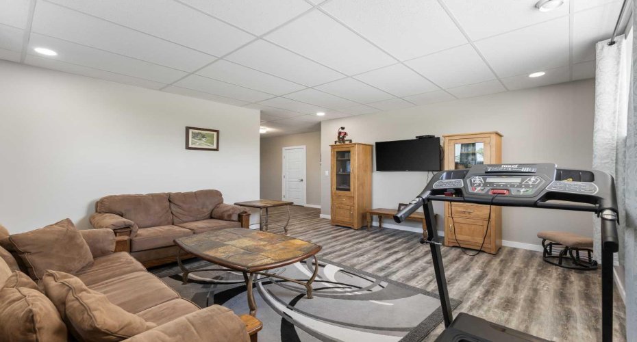 243077 Range Road 255, Rural Wheatland County, Alberta T1P 0H9, 5 Bedrooms Bedrooms, ,3 BathroomsBathrooms,Residential,For Sale,Range Road 255,A2280277