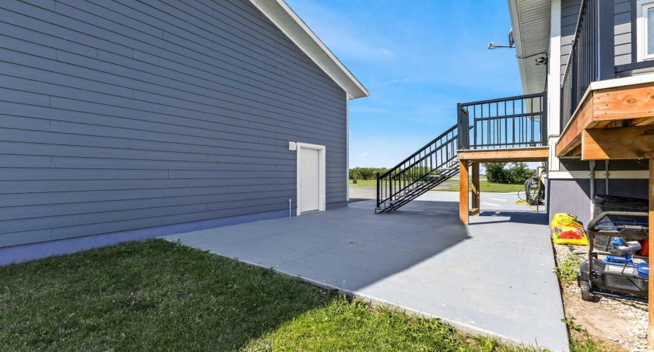 243077 Range Road 255, Rural Wheatland County, Alberta T1P 0H9, 5 Bedrooms Bedrooms, ,3 BathroomsBathrooms,Residential,For Sale,Range Road 255,A2280277