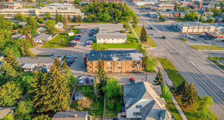 9926 105 Avenue, Grande Prairie, Alberta T8V1G9, ,1 BathroomBathrooms,Rental,105,A2280864