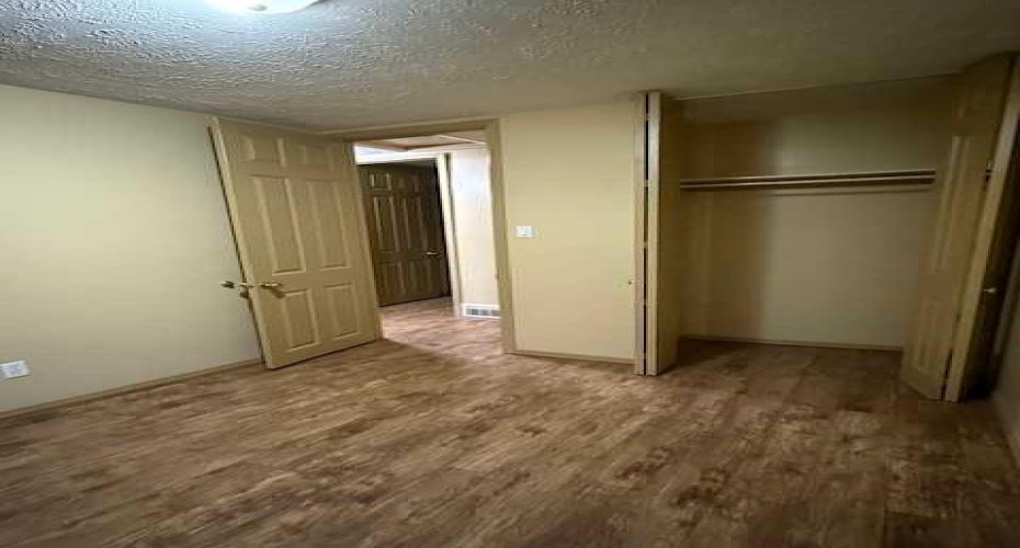 10323 98 Avenue, High Level, Alberta T0H 1Z0, 4 Bedrooms Bedrooms, ,3 BathroomsBathrooms,Residential,For Sale,98,A2275053