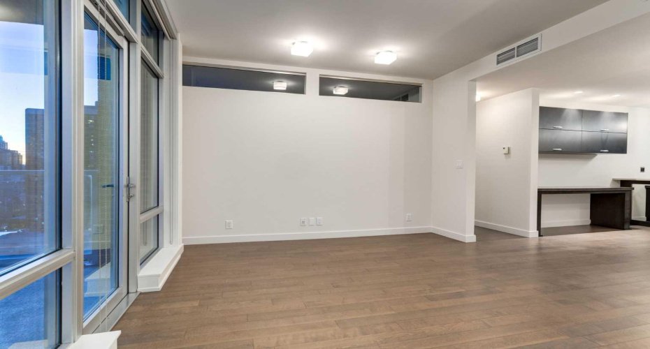 530 12 Avenue, Calgary, Alberta T2R0B1, 1 Bedroom Bedrooms, ,2 BathroomsBathrooms,Residential,For Sale,12,A2278918