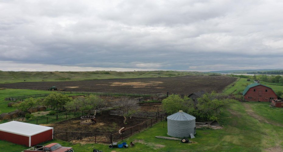 121048 TWP RD 555, Brosseau, Alberta T0B 0P0, ,Agri-business,For Sale,TWP RD 555,A2279056