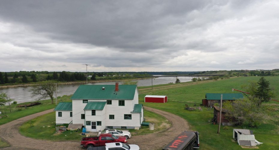 121048 TWP RD 555, Brosseau, Alberta T0B 0P0, ,Agri-business,For Sale,TWP RD 555,A2279056