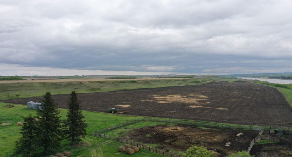 121048 TWP RD 555, Brosseau, Alberta T0B 0P0, ,Agri-business,For Sale,TWP RD 555,A2279056
