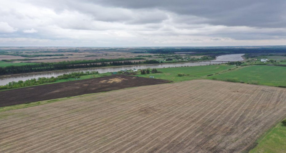 121048 TWP RD 555, Brosseau, Alberta T0B 0P0, ,Agri-business,For Sale,TWP RD 555,A2279056