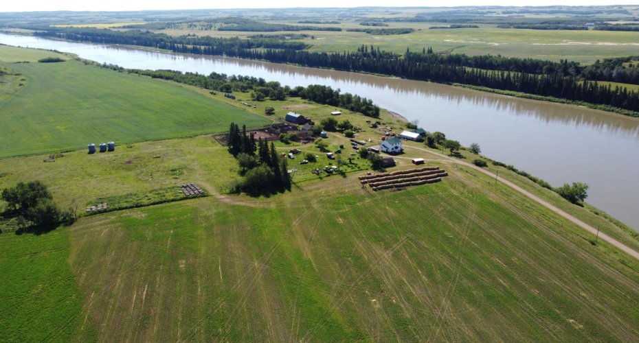 121048 TWP RD 555, Brosseau, Alberta T0B 0P0, ,Agri-business,For Sale,TWP RD 555,A2279056