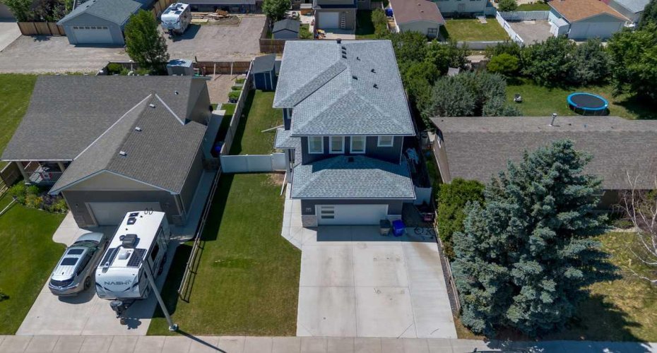 4889 7th Street, Claresholm, Alberta T0L 0T0, 3 Bedrooms Bedrooms, ,3 BathroomsBathrooms,Residential,For Sale,7th,A2280289