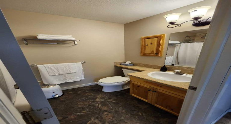 22 Westcastle Loop, Rural Pincher Creek No. 9, M.D. of, Alberta T0K 1W0, 4 Bedrooms Bedrooms, ,3 BathroomsBathrooms,Residential,For Sale,Westcastle,A2280409