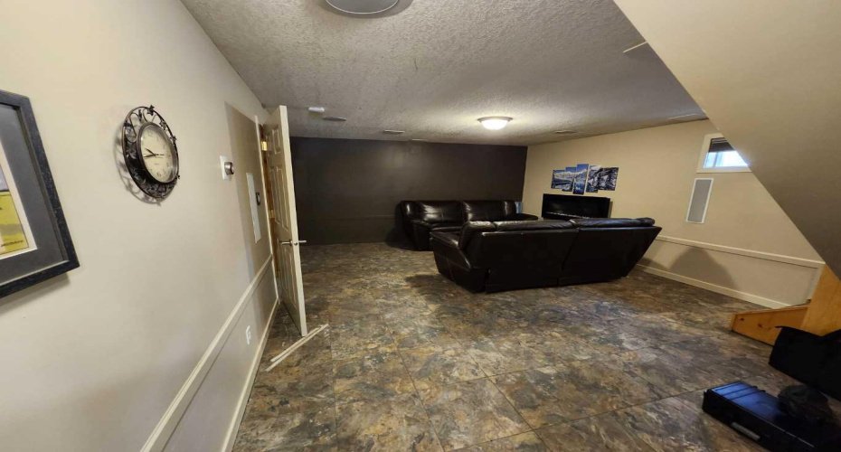 22 Westcastle Loop, Rural Pincher Creek No. 9, M.D. of, Alberta T0K 1W0, 4 Bedrooms Bedrooms, ,3 BathroomsBathrooms,Residential,For Sale,Westcastle,A2280409