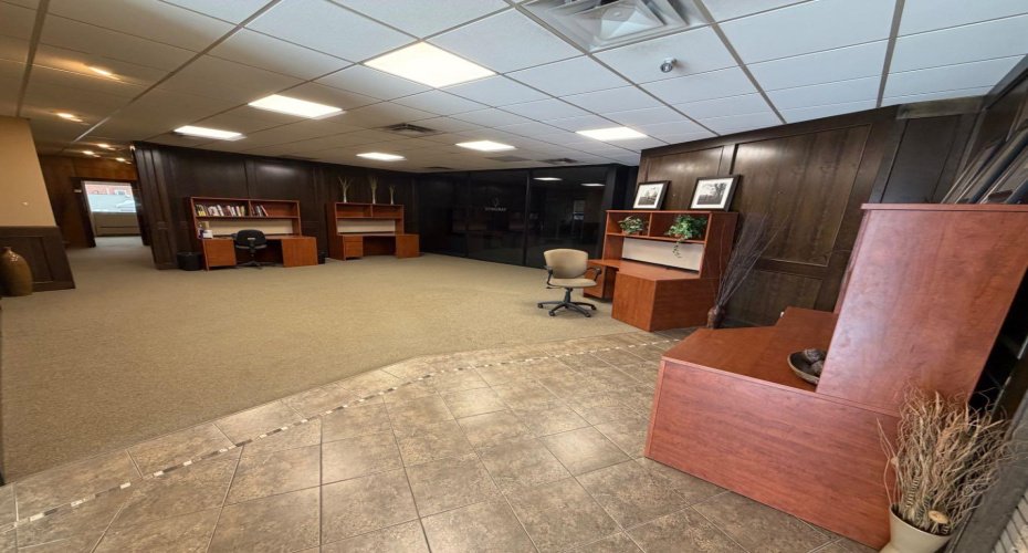 5026 50 Street, Lloydminster, Alberta T9V1P3, ,Commercial,For Lease,50,A2280669