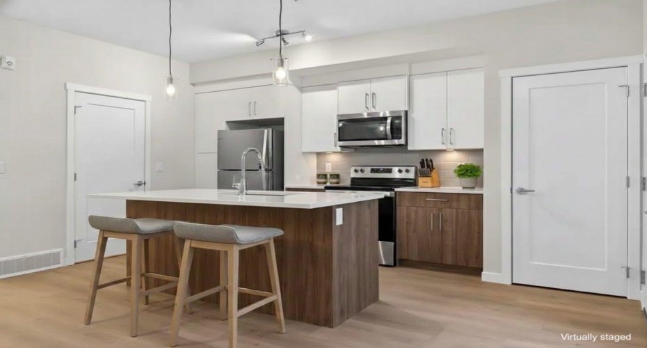 400 belmont Street, Calgary, Alberta T2X4C1, 2 Bedrooms Bedrooms, ,2 BathroomsBathrooms,Residential,For Sale,belmont,A2280708