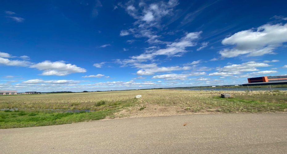 1 431029 Range Road 261, Rural Ponoka County, Alberta T4J 1R4, ,Land,For Sale,Range Road 261,A2280730