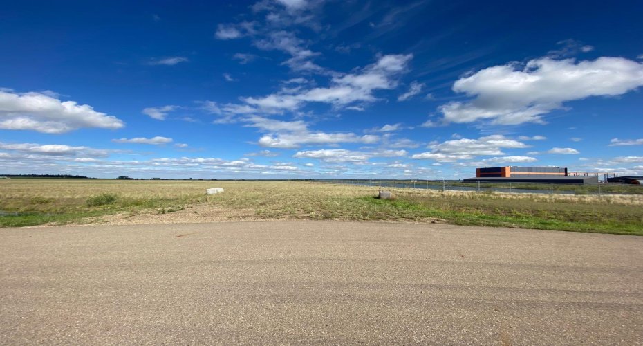 1 431029 Range Road 261, Rural Ponoka County, Alberta T4J 1R4, ,Land,For Sale,Range Road 261,A2280730