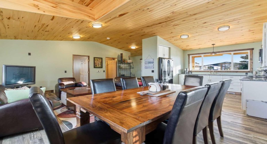 619 Lakeside Drive, Rural Vulcan County, Alberta T0B2R0, 1 Bedroom Bedrooms, ,2 BathroomsBathrooms,Residential,For Sale,Lakeside,A2280128