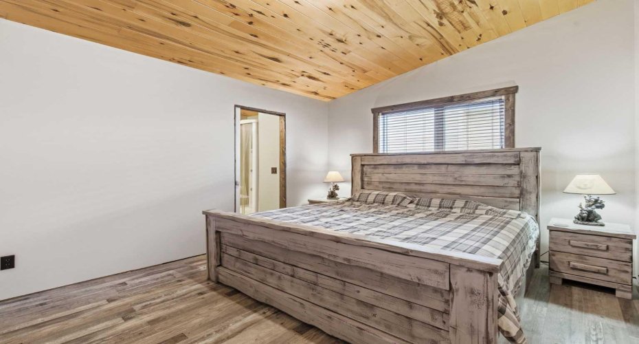 619 Lakeside Drive, Rural Vulcan County, Alberta T0B2R0, 1 Bedroom Bedrooms, ,2 BathroomsBathrooms,Residential,For Sale,Lakeside,A2280128
