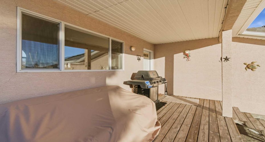 619 Lakeside Drive, Rural Vulcan County, Alberta T0B2R0, 1 Bedroom Bedrooms, ,2 BathroomsBathrooms,Residential,For Sale,Lakeside,A2280128