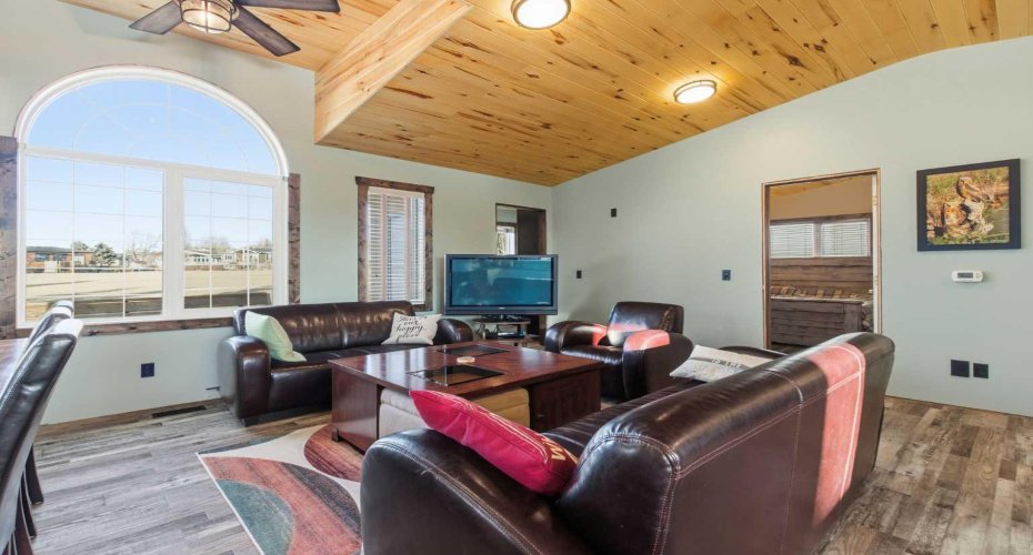 619 Lakeside Drive, Rural Vulcan County, Alberta T0B2R0, 1 Bedroom Bedrooms, ,2 BathroomsBathrooms,Residential,For Sale,Lakeside,A2280128