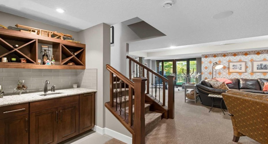 Wet Bar lower