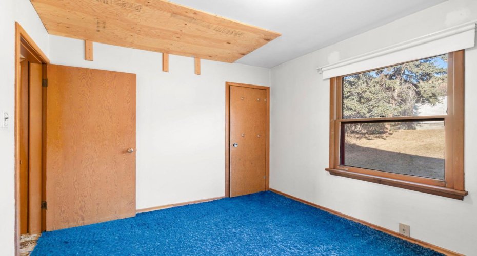 332 Third Street, Cochrane, Alberta T4C1Z6, 3 Bedrooms Bedrooms, ,2 BathroomsBathrooms,Residential,For Sale,Third,A2280560