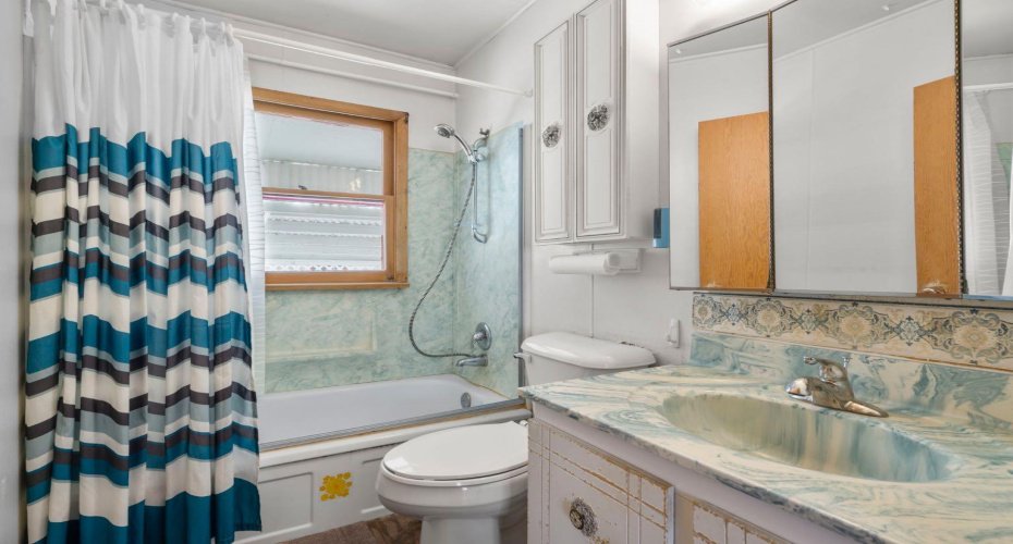 332 Third Street, Cochrane, Alberta T4C1Z6, 3 Bedrooms Bedrooms, ,2 BathroomsBathrooms,Residential,For Sale,Third,A2280560