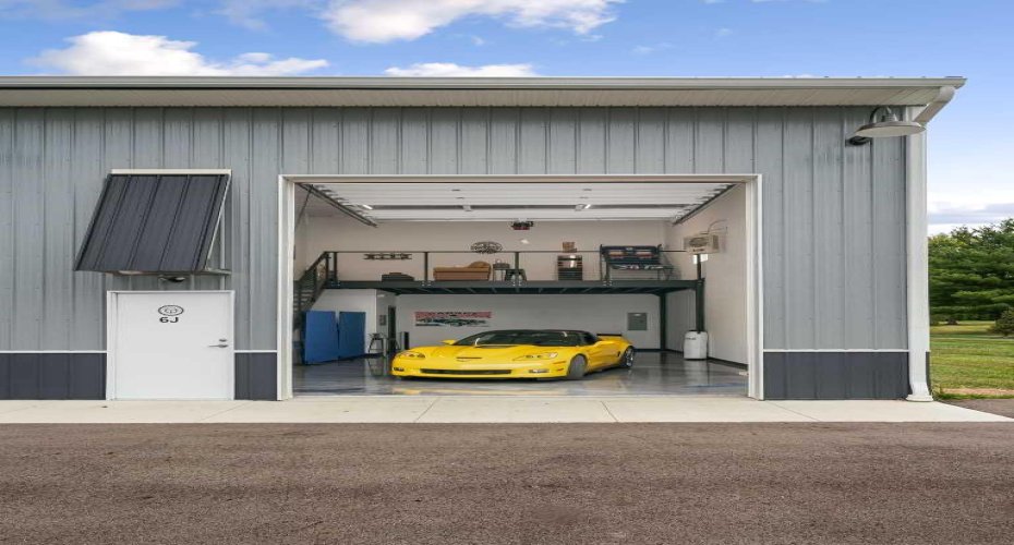 503 Railway Avenue, Langdon, Alberta T0J 1X2, ,Commercial,For Sale,Langdon Storage and Garages,Railway,A2280776