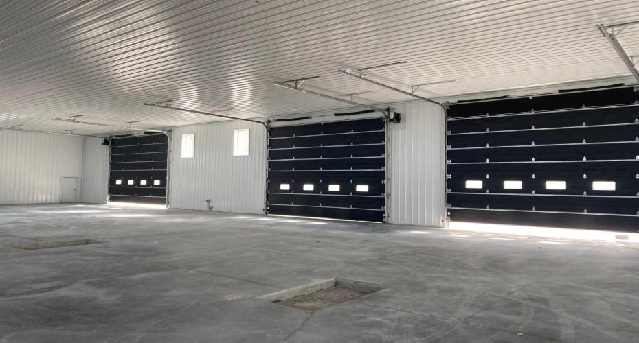 503 Railway Avenue, Langdon, Alberta T0J 1X2, ,Commercial,For Sale,Langdon Storage and Garages,Railway,A2280776